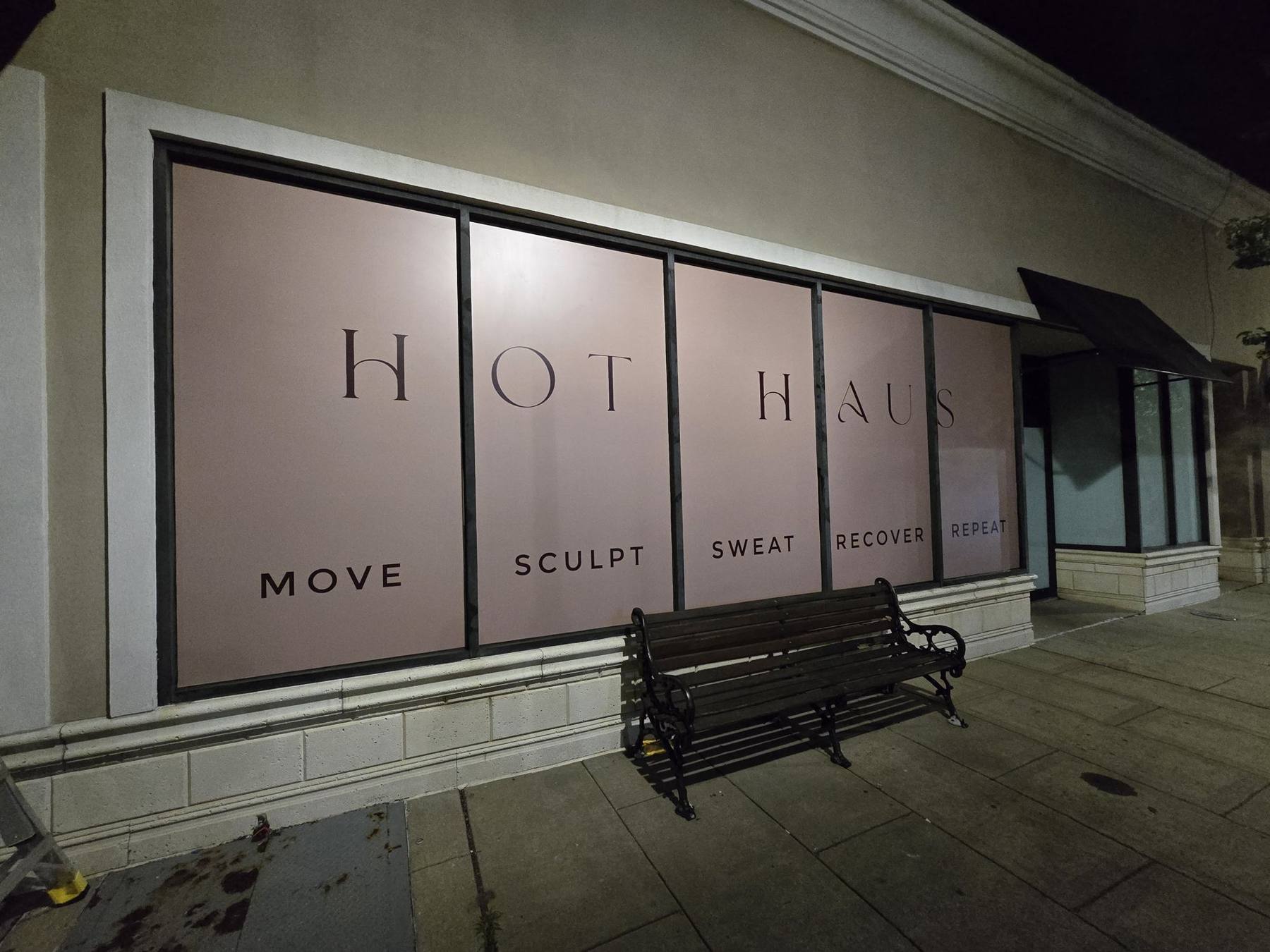 Hot Haus · window graphics
