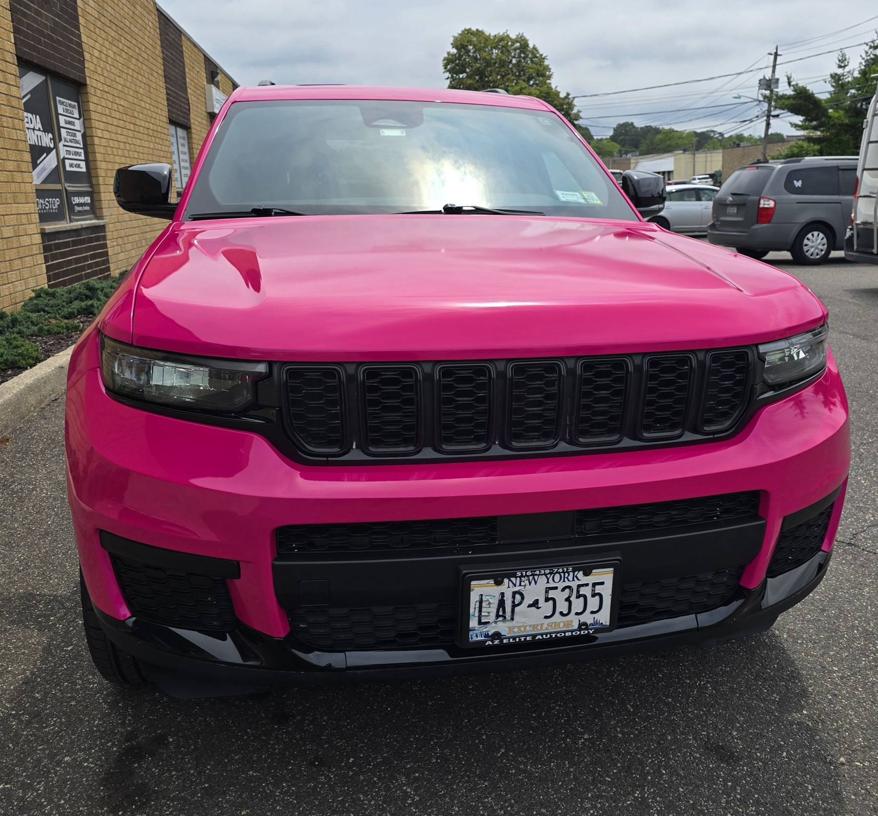 Jeep Grand Cherokee · gloss pink color change