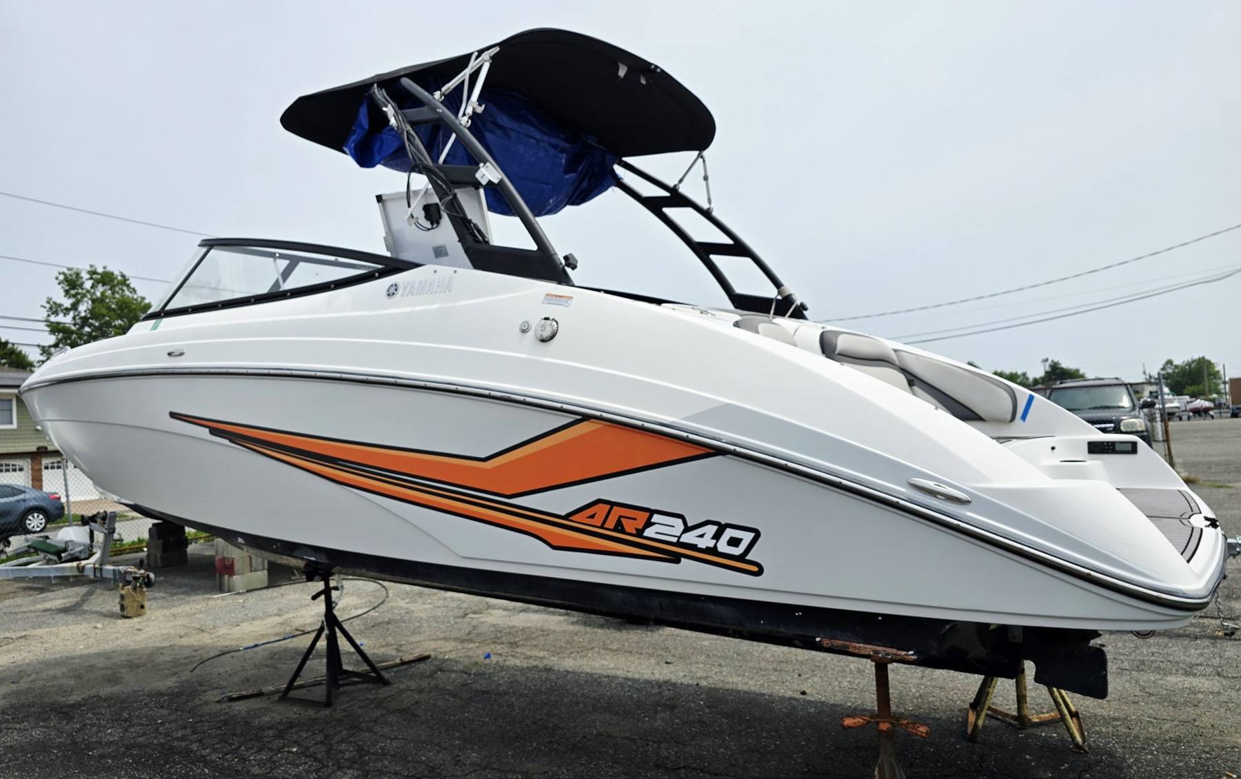 Speedboat · hull graphics